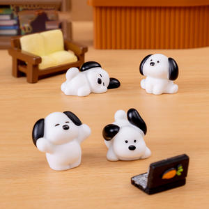 Boneka Anjing Putih Lucu Buatan dari Plastik untuk Dekorasi Taman Peri, Aksesori DIY, Figur Miniatur Resin untuk Blind Bag - Product Image 1