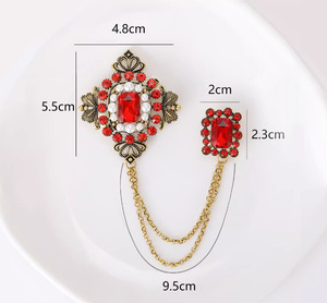 Tassel Brooch Vintage Personality Chain Emerald Gem Brooch Suit Trench Coat Pin <b>Accessory</b> - Product Image 5