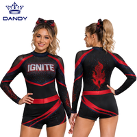 Tenue de cheerleading personnalisée noire, rouge et marine à manches longues avec motif flamme en strass et logo d'équipe pour la compétition All Star