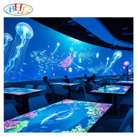 Projection holographique 3D portable en gros pour une cartographie immersive et interactive de table de restaurant, idéale pour la décoration de bars et de clubs