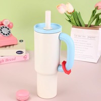 Tumbler Perjalanan Stainless Steel 40oz Kapasitas Besar, Mug Kopi Portabel untuk Luar Ruangan, Dilengkapi Sedotan dan Aksesoris, Botol Air Motif Kartun