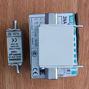 Fusible de Bajo Voltaje Carrier 3NA3 830-2C 10A para Protector de Aire Acondicionado Central - Product Image 3