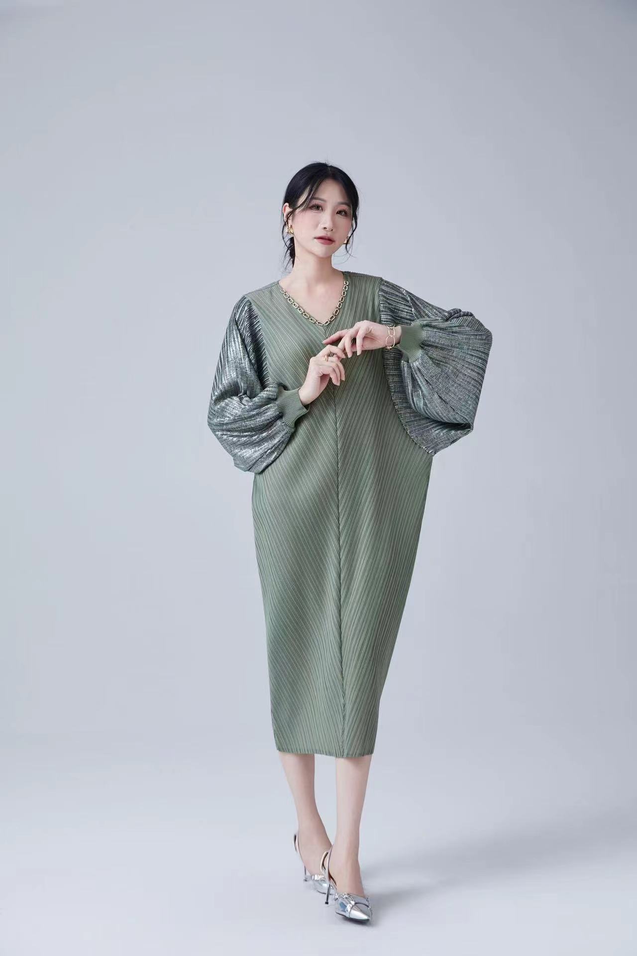 pink dress with green flowers Fiona Dress in Evergreen – RESA main image 0