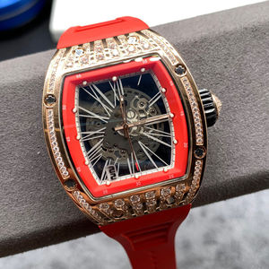 Reloj de Hombre RM 010 Classic Rose Gold con Esfera Roja, Correa de Caucho Roja, Modelo Coleccionable Único - Product Image 2