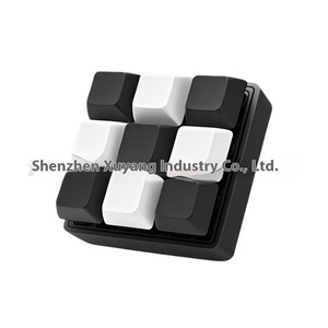 9 phím trục máy kiểm tra người lớn ngón tay Bàn phím giải nén đồ chơi trắng dưới Bàn Phím Cơ khí thời trang kim loại móc chìa khóa - Product Image 4