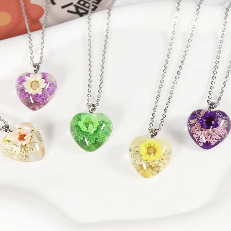 High Quality Fashion Jewelry Love Shape Stainless Steel Pendent Beautiful Real Dried Flower Necklace For Lady