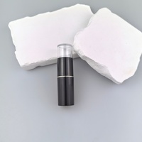 Tube à lèvres vide noir élégant personnalisé avec logo, design simple, emballage en plastique, tube rond pour gloss à lèvres, pour cosmétiques