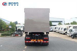 Camion de collecte des déchets à haute efficacité pour la collecte quotidienne des ordures dans les rues de la ville - Product Image 5