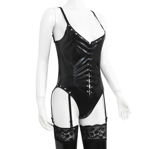 Venta al por mayor de fábrica de juguetes sexuales para adultos, vestido de cuero charol negro con tirantes, elástico, ropa erótica y coqueta. - Product Image 1