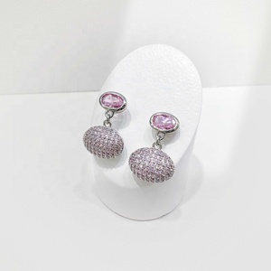 ต่างหูเงินแท้ 925 รูปตัว U หนา ดีไซน์เรขาคณิต ประดับเพชรสีชมพู สำหรับสาวๆ ราคาโรงงาน - Product Image 2