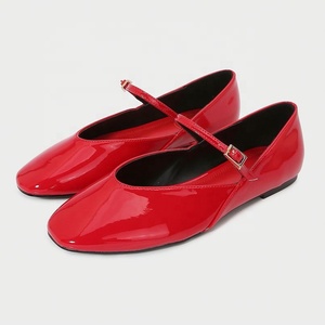 Zapatos de Mujer con Hebilla y Correa, Tacón Plano, Estilo Mary Jane, Color Rojo, Primavera 2026 - Product Image 1
