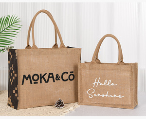 Sacs fourre-tout en jute réutilisables les plus populaires avec logo personnalisé pour le shopping et les activités - Product Image 1