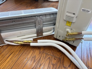 <span class=keywords><strong>Tuyau</strong></span> de connexion rapide de <span class=keywords><strong>climatisation</strong></span> en aluminium de <span class=keywords><strong>cuivre</strong></span> isolé préchargé HENGXING - Product Image 2