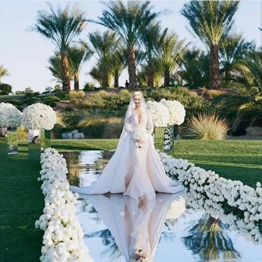 結婚式のための卸売ゴージャスな装飾ロングイベント白い結婚式ステージミラーカーペット
