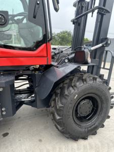 Carretilla elevadora todoterreno hidráulica todoterreno con motor diésel multifuncional licuado, carretilla elevadora de combustión interna - Product Image 6