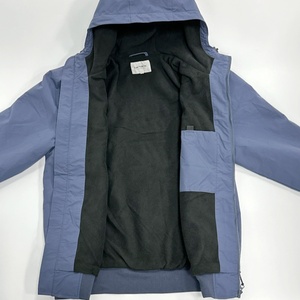 Veste coupe-vent imperméable de haute qualité avec logo personnalisé veste de pluie doublée polaire veste de chaleur pour l'extérieur vêtements d'hiver pour hommes - Product Image 3