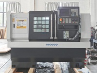 CK6136 CK6140 * 500/ 750/1000/1500/2000mm Tour CNC robuste à châssis nu ou avec commande FANUC/Mitsubishi/GSK CK6150 CK6166 SUMORE