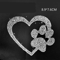 Autocollant décoratif adhésif ODM OEM en strass scintillants et cristaux, motif cœur évidé, logo, empreinte de griffe, pour voiture, bagages, vêtements, robes et sacs