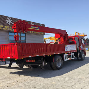 Le chariot élévateur Shaanxi SHACMAN est un véhicule élévateur à haute altitude d'une capacité de levage de 10 tonnes, 4*2, fabriqué en Chine - Product Image 4