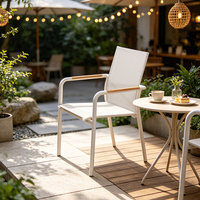 er moderne avec cadre en aluminium blanc pour restaurant et patio chaises sans accoudoirs pour l'extérieur en corde tissée rouge