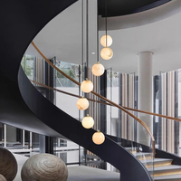 Lustre pour escalier à plafond haut et grand espace, avec plusieurs lumières, en albâtre naturel, en forme de boule