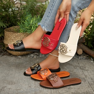 Calzado Femenino Transfronterizo, Sandalias Modernas de Europa y América, Clásicas, Elegantes y Versátiles, de Color Sólido, Planas, de Cuero Sintético - Product Image 1