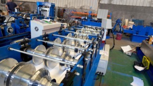 Machine de formage automatique de tuiles en acier et de panneaux de <span class=keywords><strong>toiture</strong></span> à joint debout, électrique, avec moteur à boîte de vitesses, à prix abordable - Product Image 5