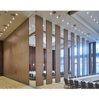 Le pliage mobile acoustique élevé atteint de 7m assemblent la cloison de séparation fonctionnelle de mur pour la salle de banquet de salle de réunion d'hôtel