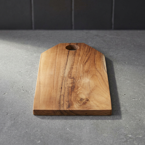 Planche à découper en teck massif, forme géométrique de maison, avec trou intégré - Product Image 2