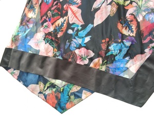 Nuovo Multi Colore Con Stampa Floreale di Seta Come Chiffon 3/4 Manica Girocollo Tunica - Product Image 4