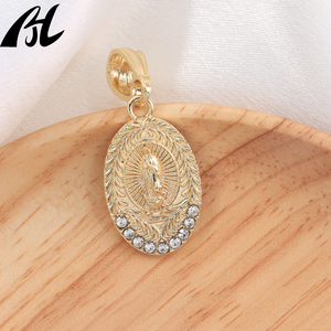 Paling Populer Vintage agama kuningan perhiasan berlapis emas perawan Mary liontin untuk wanita Katolik Kristen hadiah Natal - Product Image 5