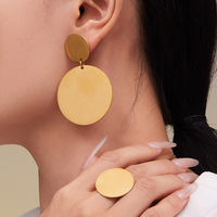 Vente en gros d'anneaux en acier inoxydable 316L plaqués or, mode minimaliste, accessoires pour femmes, à porter au quotidien et pour les fêtes