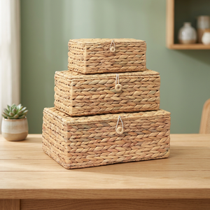 Lot de 3 paniers de rangement rectangulaires en jonc de mer tressé à la main, empilables et avec couvercles - Product Image 2