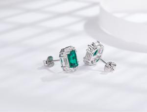 ต่างหูแหวนแต่งงานสำหรับสุภาพสตรี ทำจากเงินแท้ชุบโรเดียม พร้อมส่ง ประดับมรกตสังเคราะห์ขนาด 2 กะรัต 8x6 มม. - Product Image 4