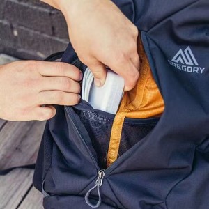 Mochila Gregory Cloud Journey de 20L, Bolsa para Portátil, para Senderismo, Viajes y Uso Diario - Product Image 3