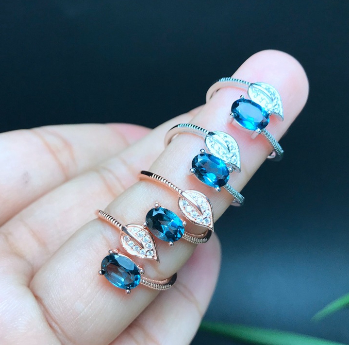 natural london blue topaz ring Style 2