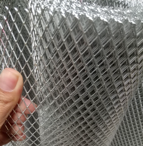 Panneau en métal expansé en acier inoxydable durable, matériau métallique pour la construction industrielle, la décoration et la protection - Product Image 3