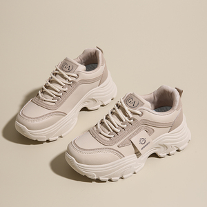 รองเท้าผ้าใบแฟชั่นผู้หญิง รุ่นปี 2024 สวมใส่สบาย ทันสมัย พื้นหนา สไตล์ Dad Shoes รองเท้าผ้าใบฤดูหนาวสำหรับผู้หญิง - Product Image 1