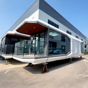 Casa Móvil Prefabricada Tipo Cápsula Espacial con 3 Dormitorios, Estructura de Acero, Impermeable - Product Image 1