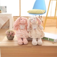 Vente directe usine : Peluche lapin mignon avec oreilles et robe, idéale pour cadeau, vente en gros