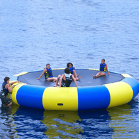 Parc de trampoline gonflable Plate-forme flottante gonflable Tapis de flotteur d'eau Trampoline d'eau pour piscine