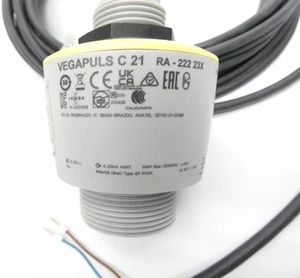 เซ็นเซอร์เรดาร์แบบมีสาย VEGAVEGAPULS C22 สำหรับการวัดระดับแบบต่อเนื่องแบบไม่สัมผัส วัสดุ PVDF ความแม่นยำ 2 มม. มาตรฐาน IP66/IP68 - Product Image 1