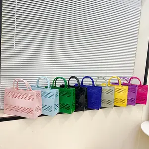 2023 big basket plastica colorata PVC signore borse a mano a tracolla color caramella gelatina borsa spiaggia gelatina tote bag