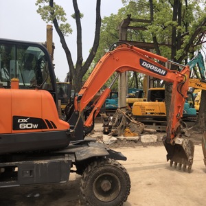 Moteur d'occasion d'origine Doosan DX60W DH60 80 150 220 225 300 420 pour excavatrice sur roues et sur chenilles, modèle 2016, poids opérationnel 7200 kg - Product Image 2
