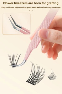 Pince à cils rose à marque privée avec embout en fibre, logo personnalisé, pour extensions de cils volume à embout en fibre - Product Image 5