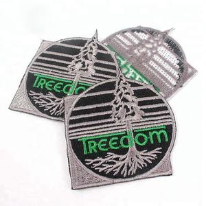 고품질 디지털 자수 서비스 맞춤 로고 의류 자수 패치 다림질 가능 - Product Image 1