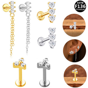 Clous d'oreilles en titane en forme de cœur, serti à griffes, bijoux de piercing tendance pour cartilage d'oreille, lèvre, bijoux de fête - Product Image 1