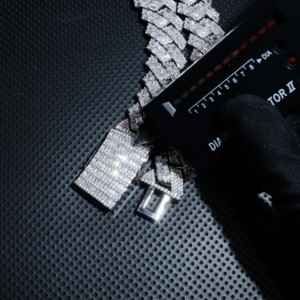 สร้อยคอฮิปฮอปแบบสั่งทำพิเศษประดับเพชรโมอิสซาไนต์ เงินแท้ชุบทอง ได้รับการรับรองจาก GRA - Product Image 5