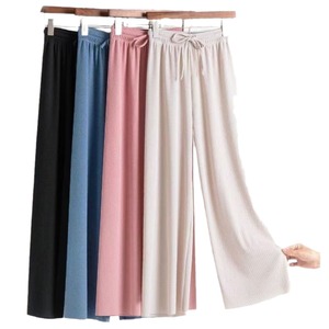 <span class=keywords><strong>Pantaloni</strong></span> Larghi da Donna <span class=keywords><strong>in</strong></span> Morbido Modal con <span class=keywords><strong>Elastico</strong></span> <span class=keywords><strong>in</strong></span> <span class=keywords><strong>Vita</strong></span> e Coulisse, Leggeri e Fluido, Casual, per il Tempo Libero, Disponibili <span class=keywords><strong>in</strong></span> Diversi Colori - Product Image 5