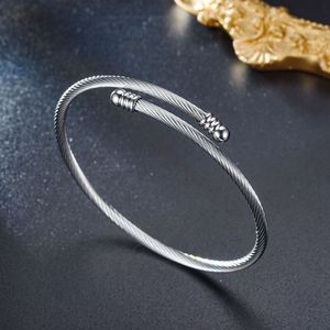 Nouveau Bracelet Élastique Torsadé Ouvert en Acier Inoxydable Argent, Or et Or Rose de 3 mm de Diamètre (63 mm) pour Hommes et Femmes - Product Image 4